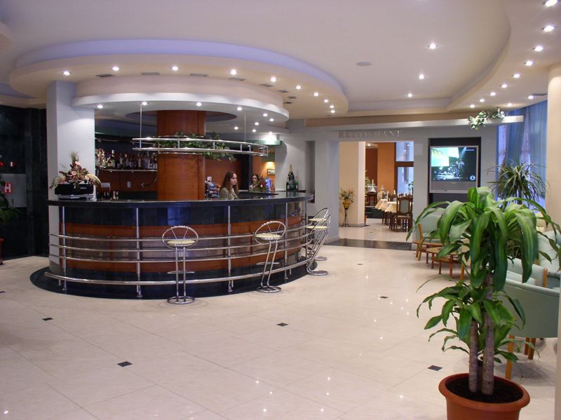 Rex Hotel Tulcea Exterior photo