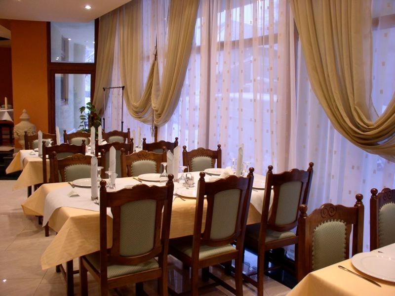 Rex Hotel Tulcea Exterior photo