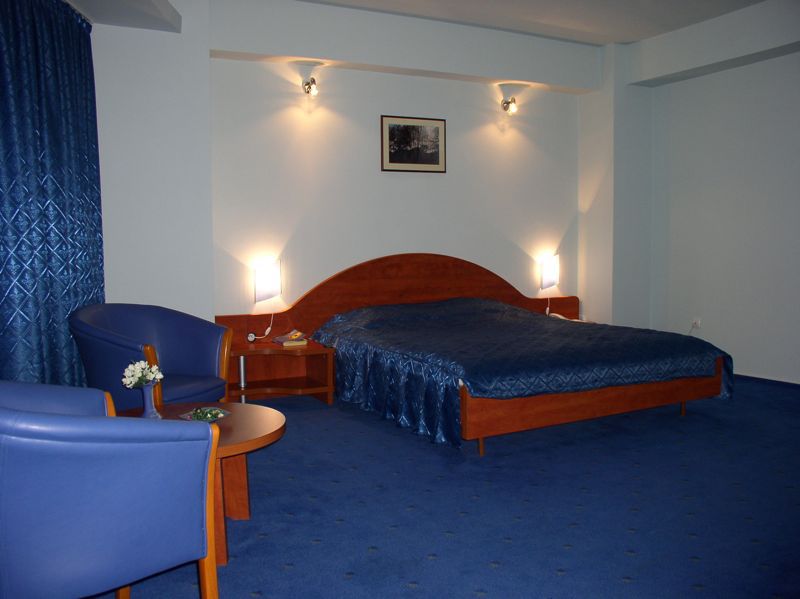 Rex Hotel Tulcea Exterior photo